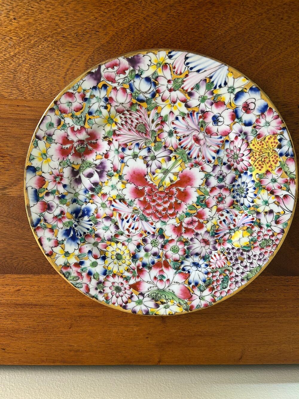 Vtg Millefleur Porcelain Plate, Hand Painted,  Hong Kong Famille Rose